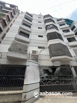  3 Bedroom Flat for rent in  Banani