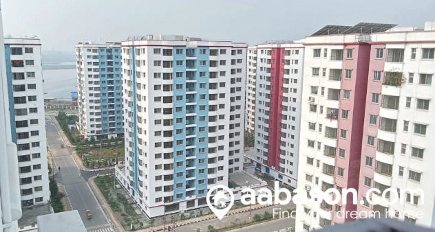  1654 Sqft,   Flat for sale in  Uttara