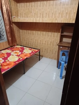  Girls Hostel  rent in Block F  Lalmatia