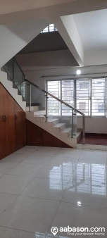  3200 sqft,  4 Bedroom   Flat for sale in  Bashundhara Residential Area