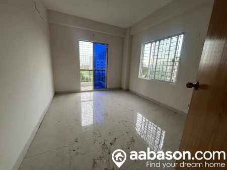  1720 Sqft,   Flat for sale in  Uttara