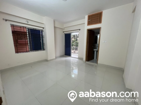  4 Bedroom Flat for rent in Block C  Lalmatia