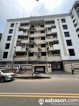  3 Bedroom Flat for rent in Road 11A  Dhanmondi