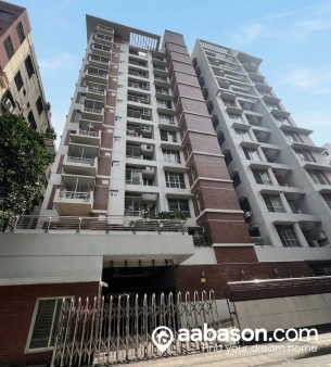  3 Bedroom Flat for rent in  Lalmatia
