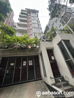  3 Bedroom Flat for rent in Road 11A  Dhanmondi