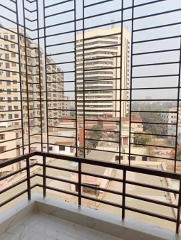  1500 sqft,  3 Bedroom   Flat for sale in Sector 03  Uttara