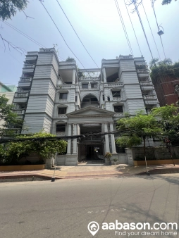  2350 Sqft,   Flat for sale in  Dhanmondi