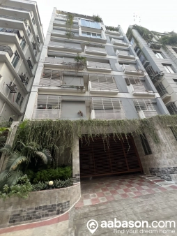  3 Bedroom Flat for rent in  Shewrapara