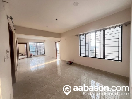  2700 sqft,  4 Bedroom   Flat for sale in  Bashundhara Residential Area