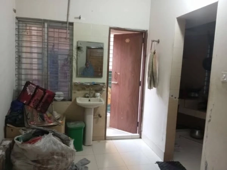  2 Bedroom Flat for rent in  Dakshin Khan