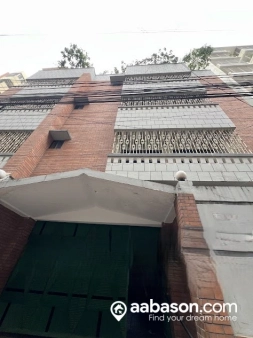  3 Bedroom Flat for rent in  Niketan