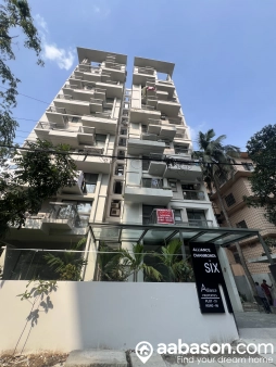  3700 Sqft,   Flat for sale in  Dhanmondi