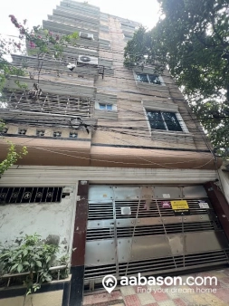 2 Bedroom Flat for rent in Zakir Hussain Road  Lalmatia