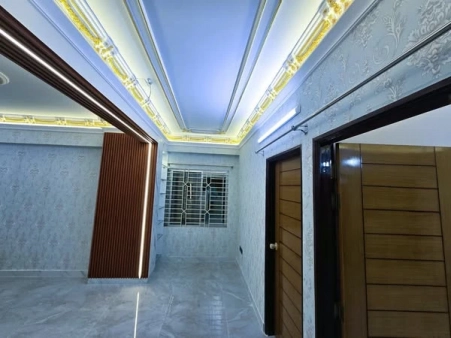  1300 sqft,  3 Bedroom   Flat for sale in  Banasree