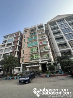 1920 Sqft,   Flat for sale in  Bashundhara Residential Area